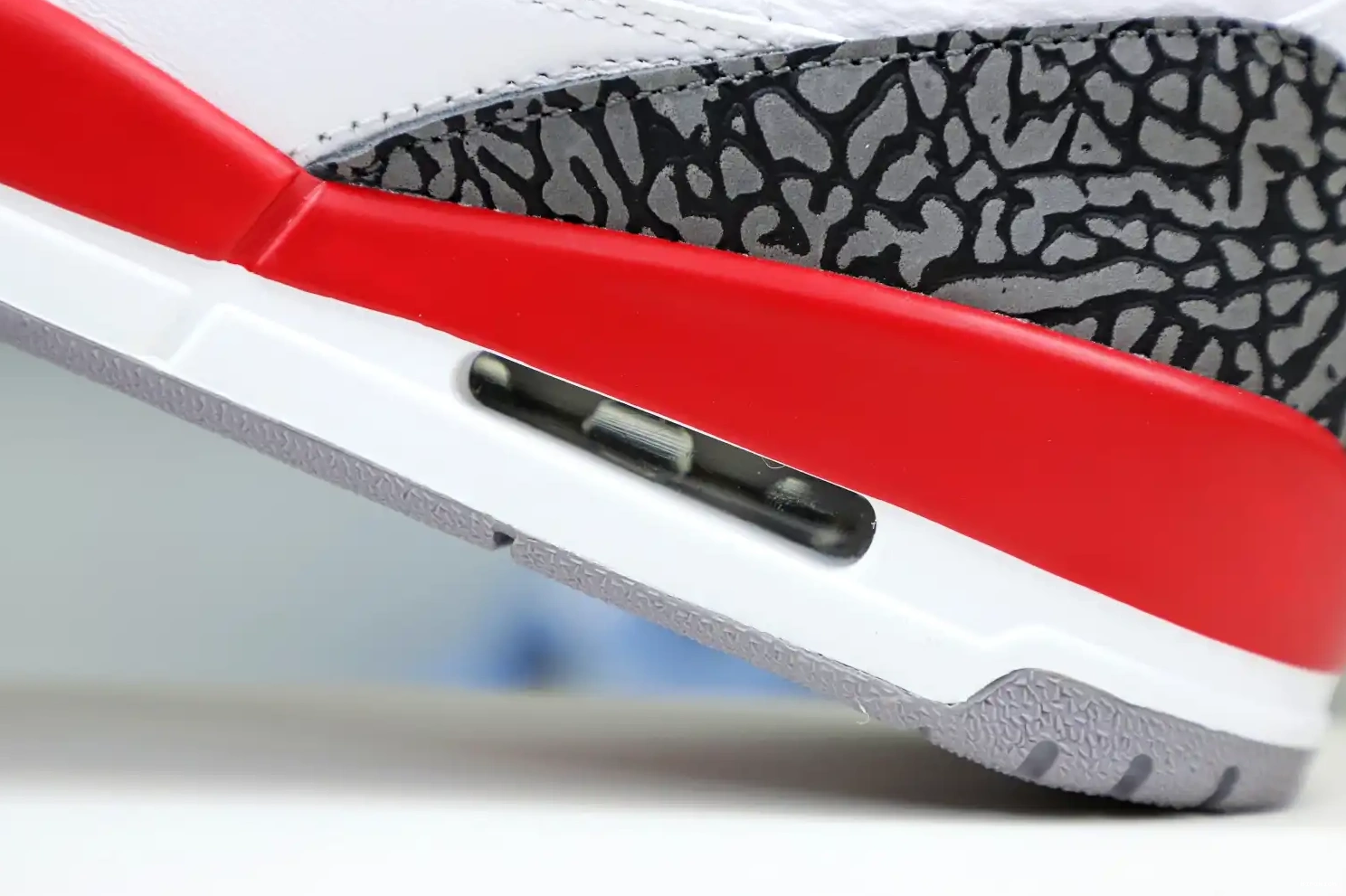 JORDAN AIR 3RETRO Kimikick 0424